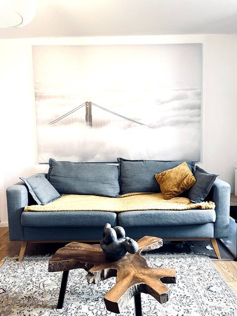 Top performing Airbnb: The Artistic Cocoon in La Rochelle