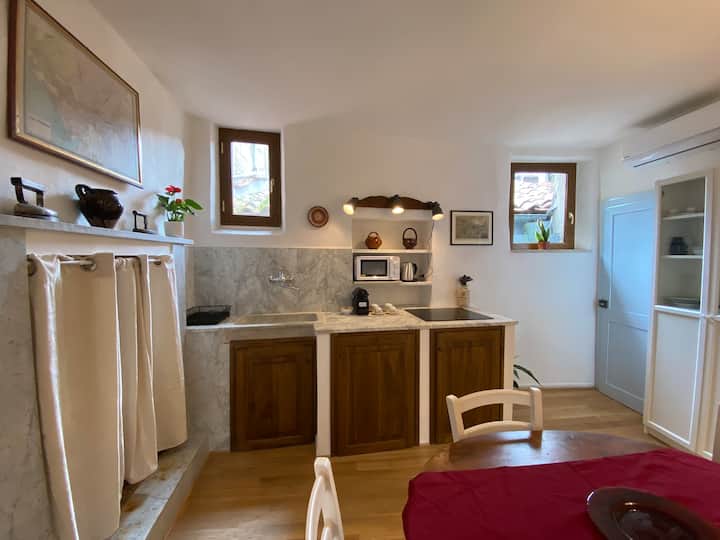 Casa Lucilla -
Centro Storico Con Patio - Pitigliano