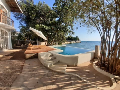 Secluded Beach Villa with FREE Airport Pick Up