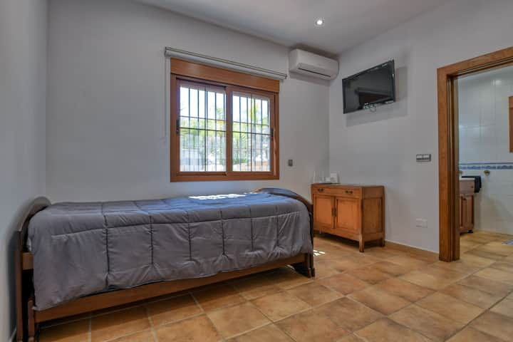 غرفة النوم 1