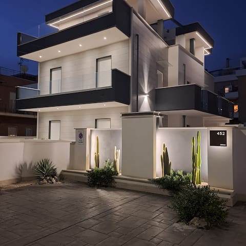 Sirene452 beachfront apartment near Rome