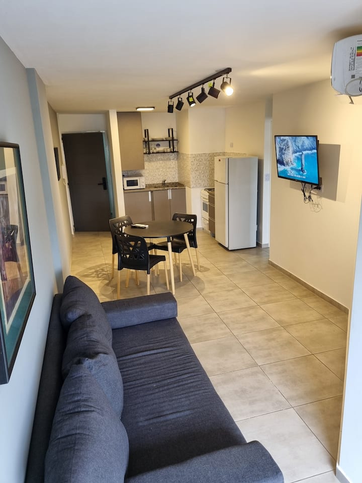 Departamento Mensual En Alberdi - Córdoba, Argentina