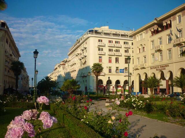 Aristotelous View Cozy Apartment gallery image 2