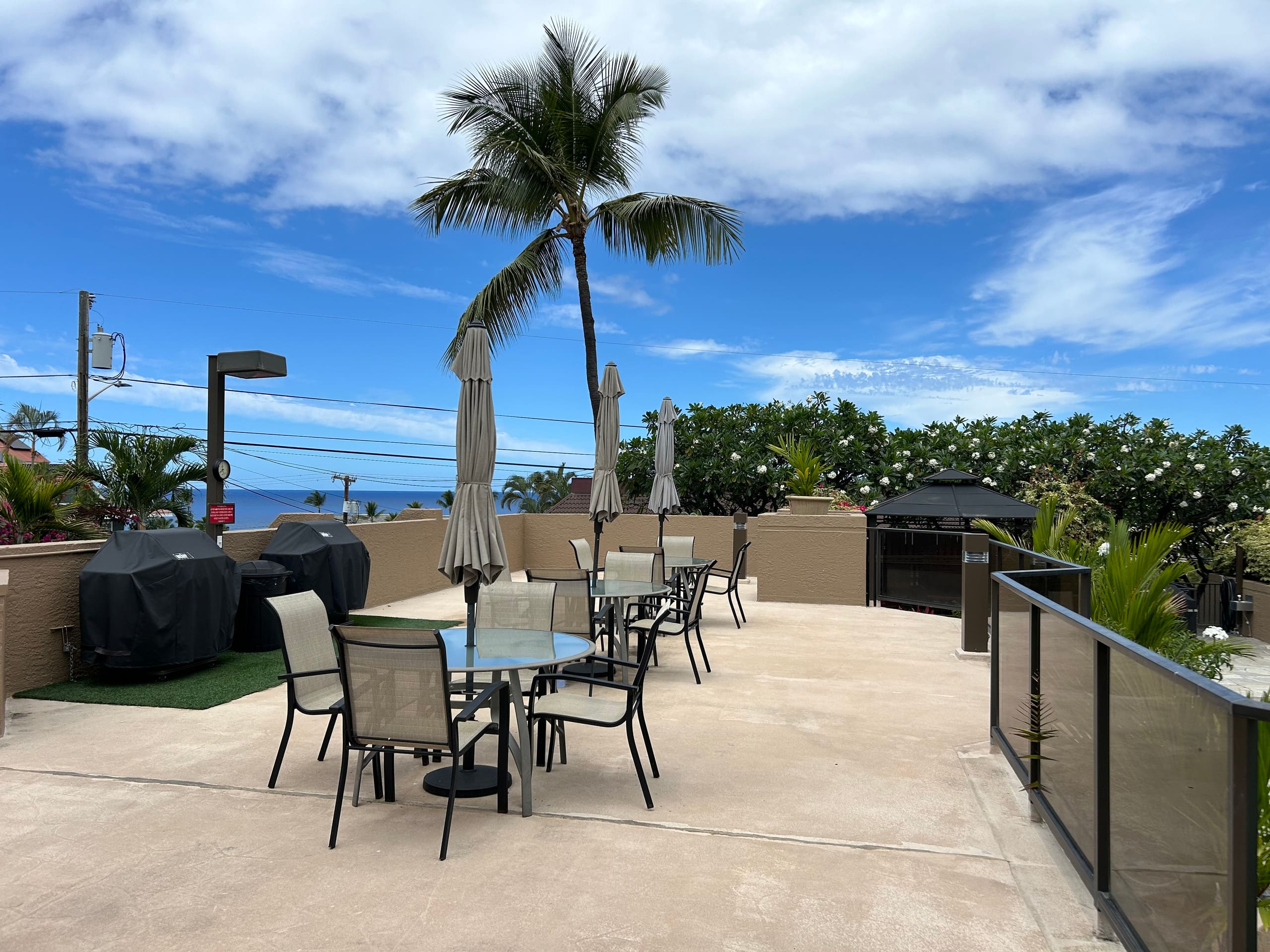 Condo in Kailua-Kona · ★4.94 · 1 bedroom · 2 beds · 2 private baths - Image 22
