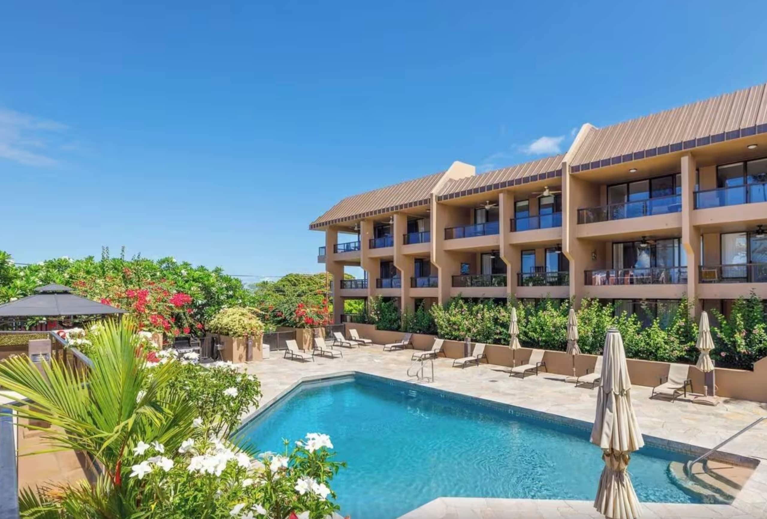 Condo in Kailua-Kona · ★4.94 · 1 bedroom · 2 beds · 2 private baths - Image 25