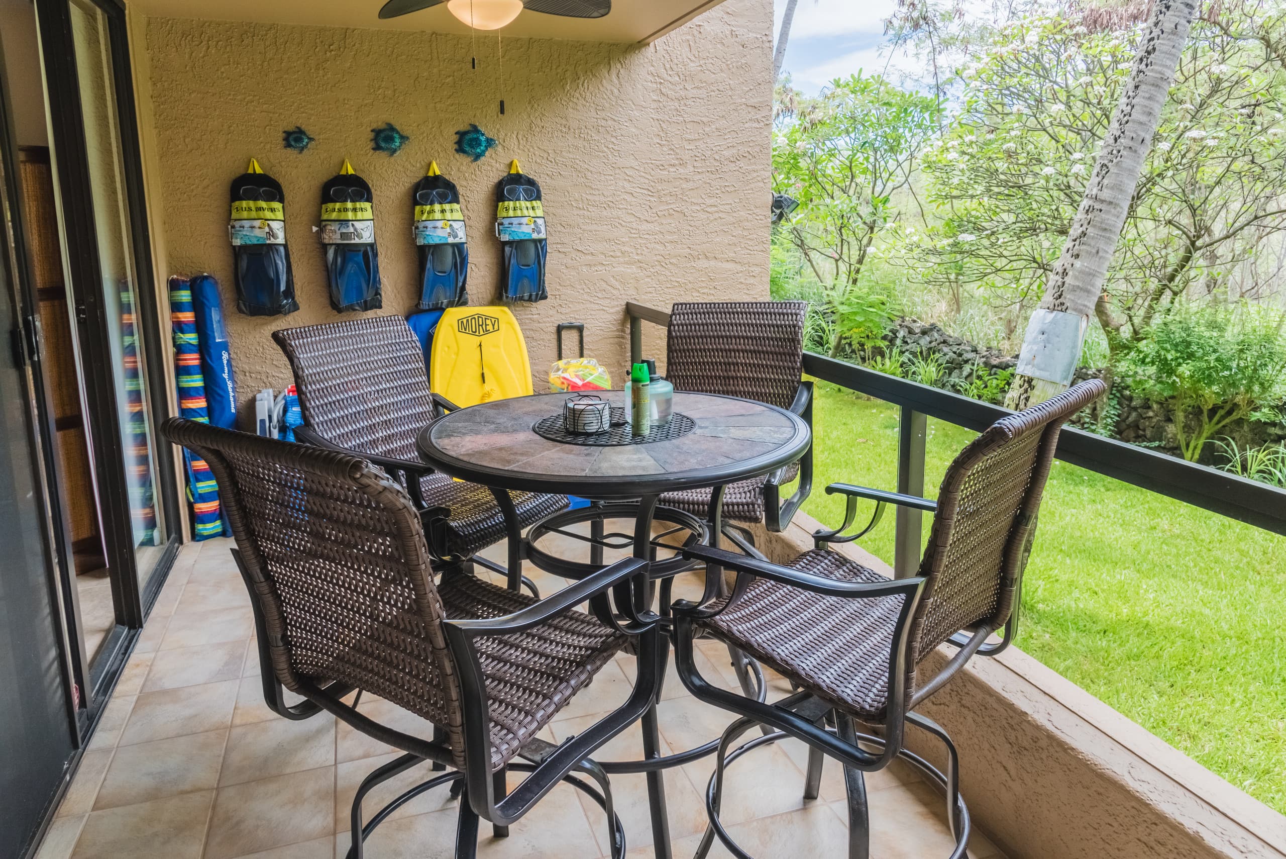 Condo in Kailua-Kona · ★4.91 · 2 bedrooms · 3 beds · 2 baths - Image 6