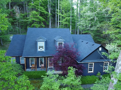 Secluded mountain view cabin near Hocking hills