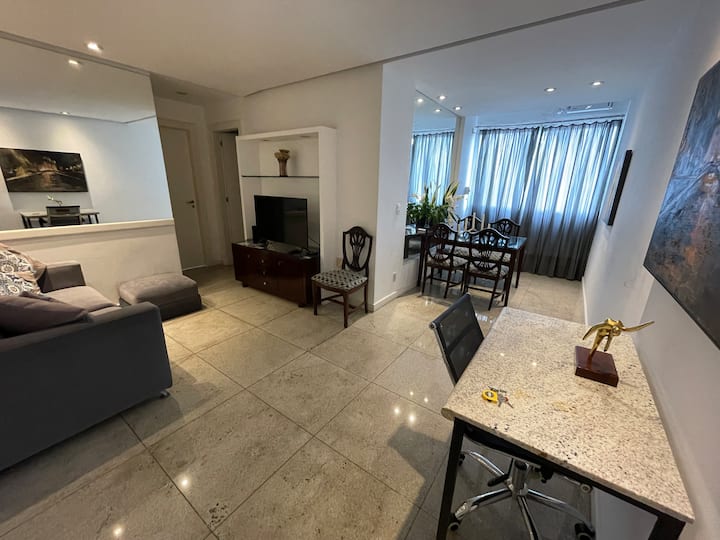 Praia do Leblon Apartment Vacation Rentals Rio de Janeiro, Brazil