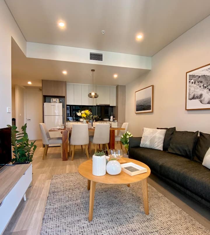 1 Bedroom + Study Self Catering - North Sydney