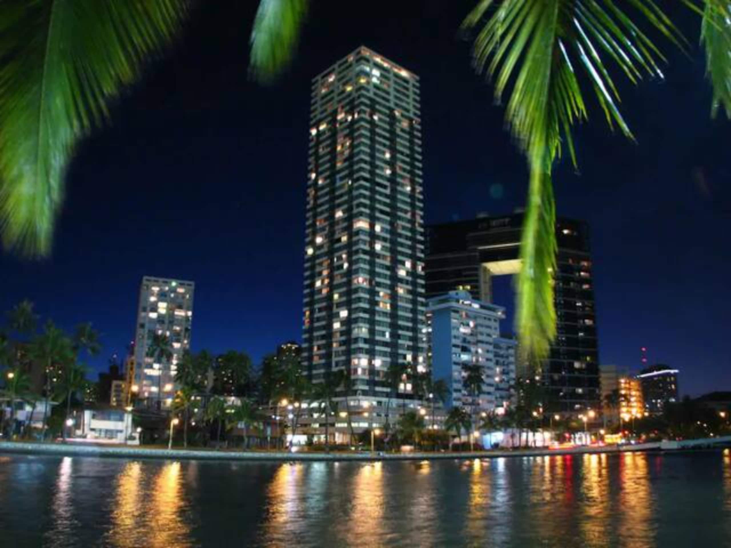 Perfect Waikiki Studio for 3 Nice Views - Image 20