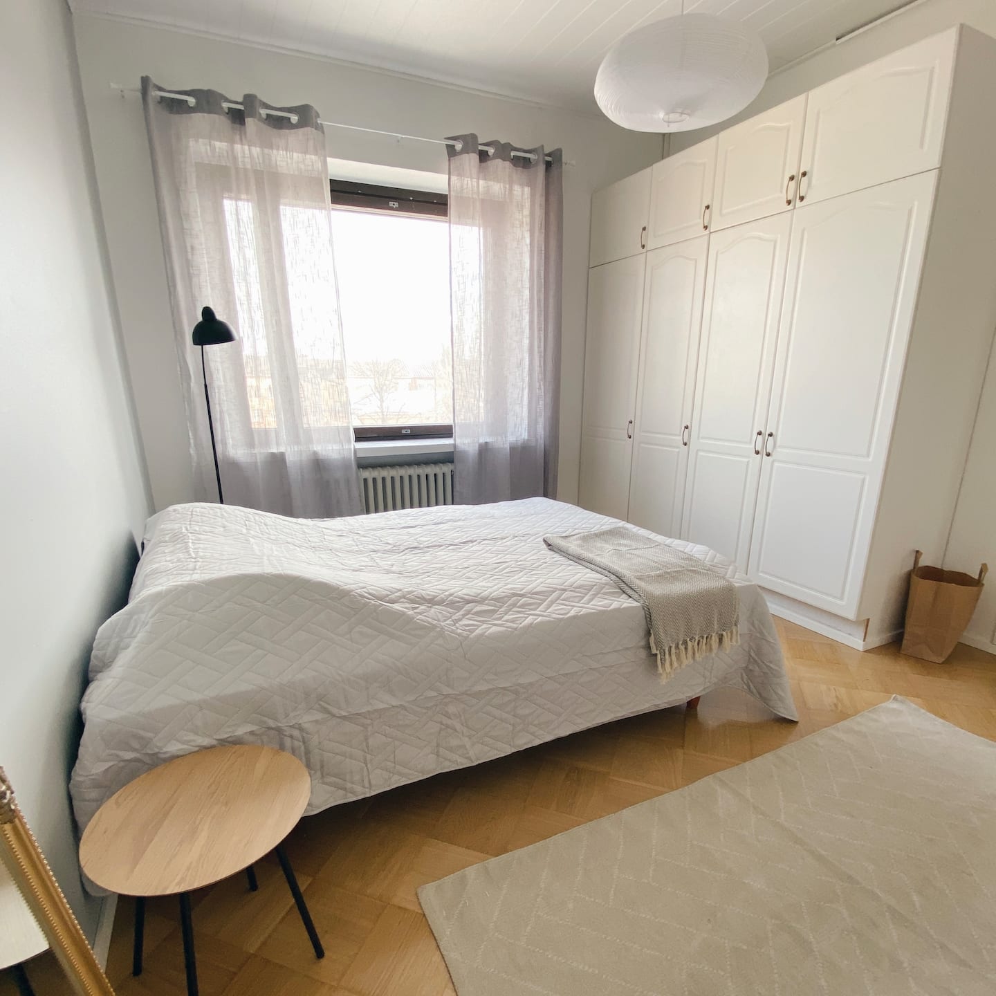 Renovated One-bedroom Apartment In The City Center 2