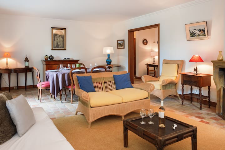 Maison Avec Accès Privé Au Lac - Lac d'Annecy