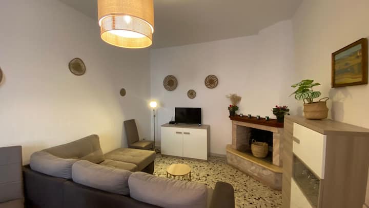 Casa Jolie : Nel Cuore Di Porto Torres - Porto Torres