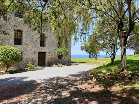 House over the sea 10 people