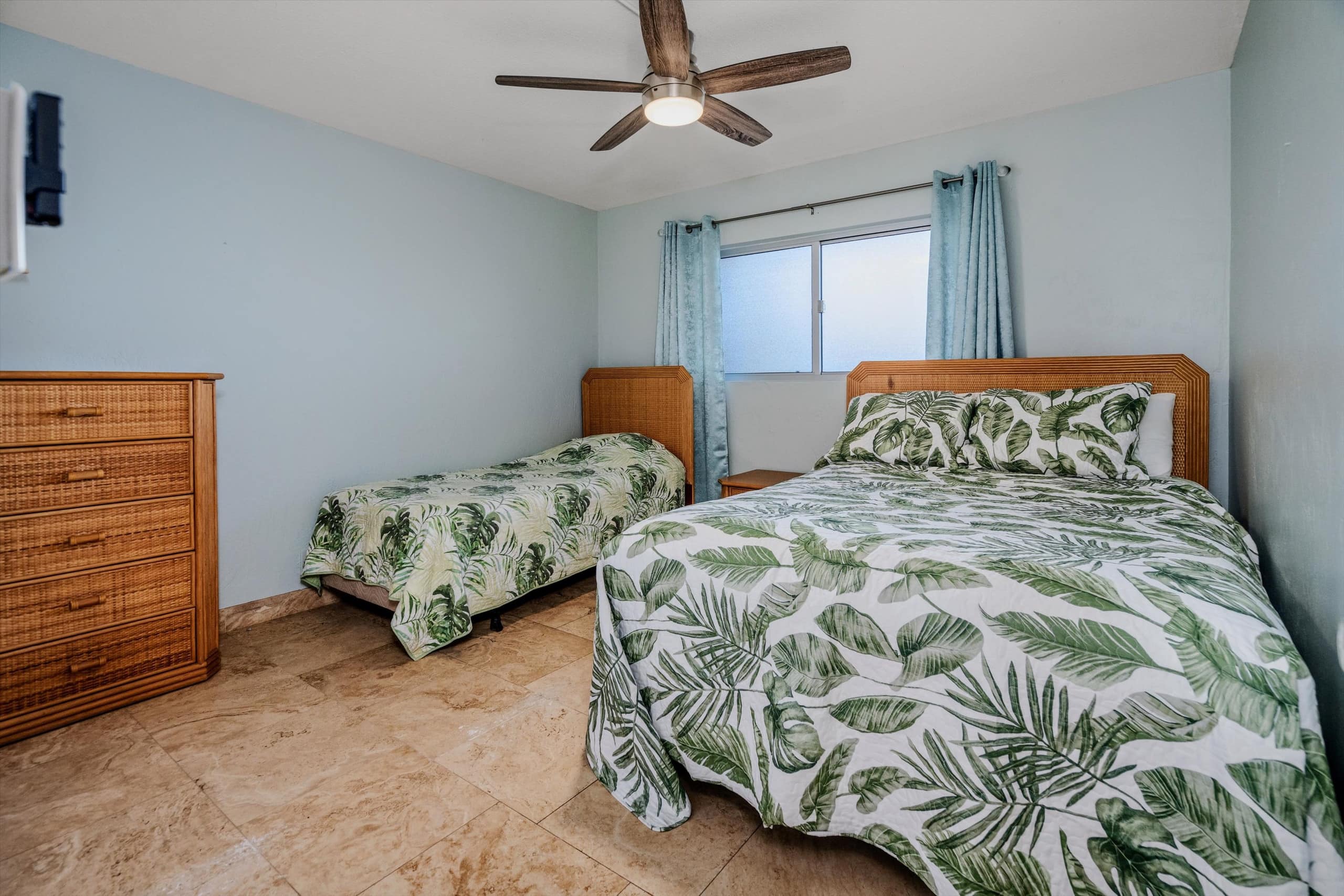 Amazing Oceanfront Views! MS420 - Image 11