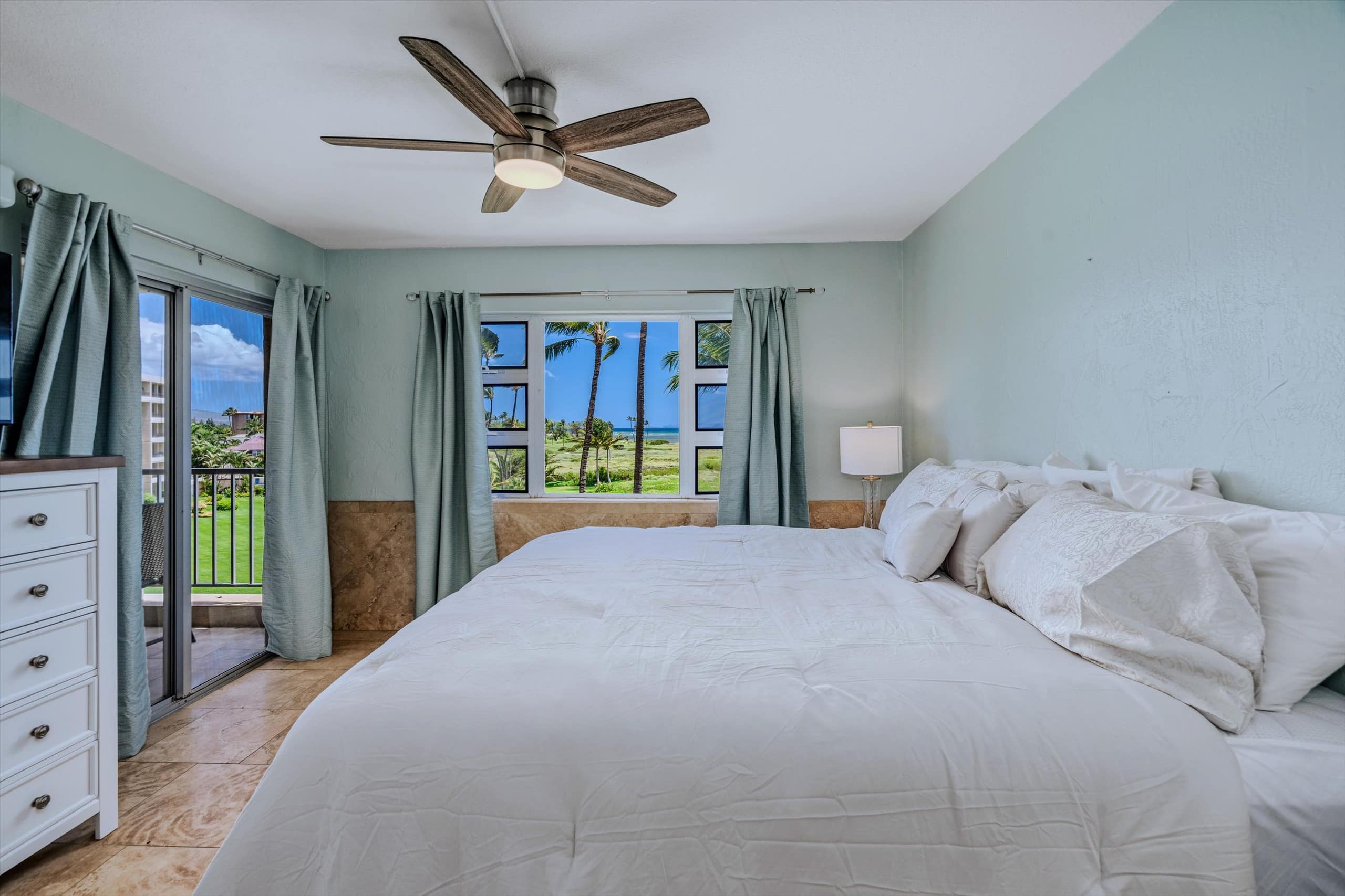 Amazing Oceanfront Views! MS420 - Image 12