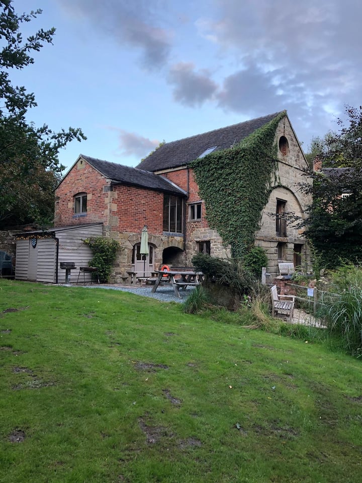 Brailsford Water Mill Sleeps Up To 20 - Derbyshire