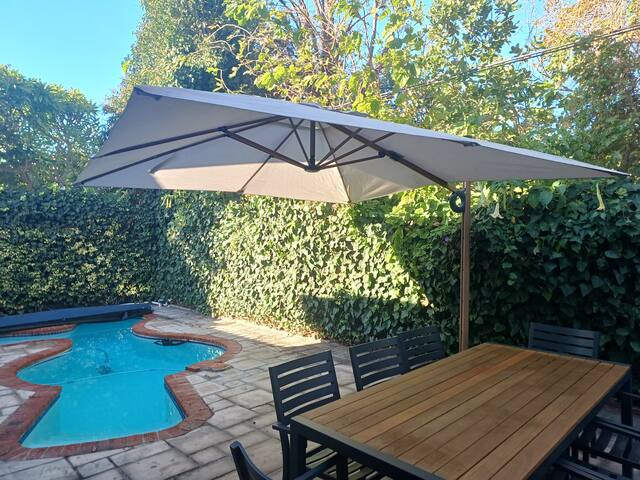 Tranquil Cul-de-Sac Home gallery image 3