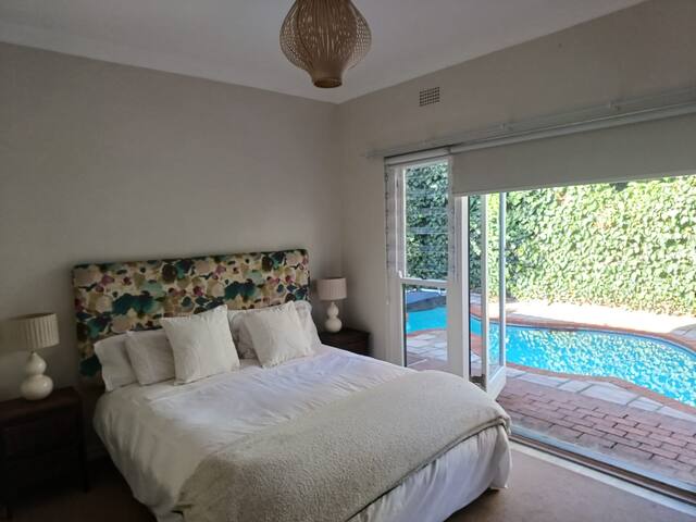 Tranquil Cul-de-Sac Home gallery image 5