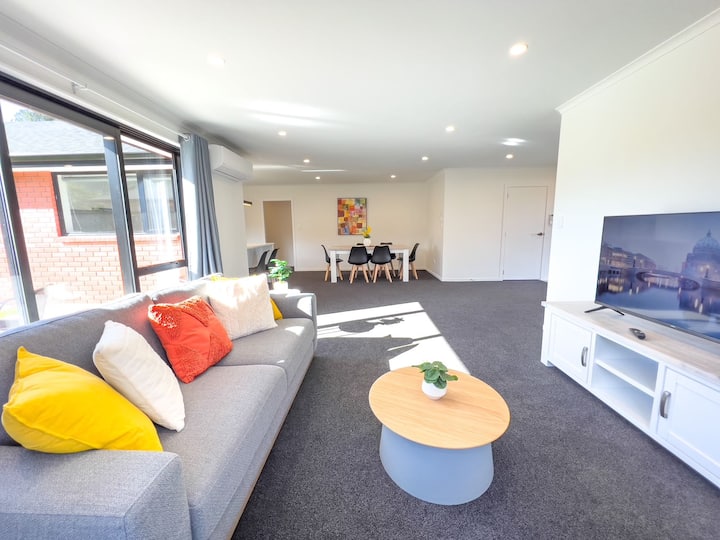 Peaceful 5 Bedrooms Retreat - Rotorua