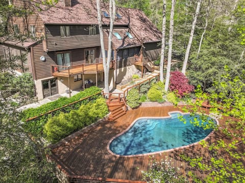 Luxury Home with Pool for 20