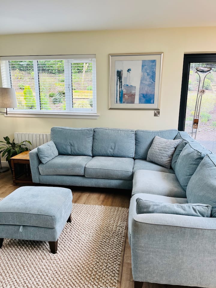 Detached Bungalow By The Tweed - Melrose