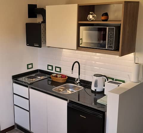Popular Airbnb listing: Beautiful central apartment facing the park in Santa Cruz