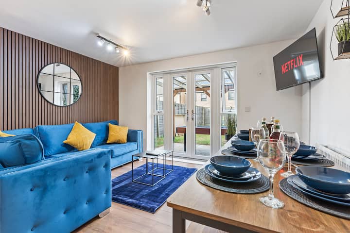 Luxury City Centre 5 Bed House - Hall Green - Birmingham 