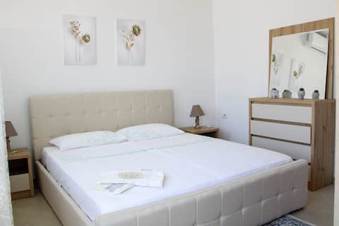 Penthouse 1- Bedroom Open Layout
