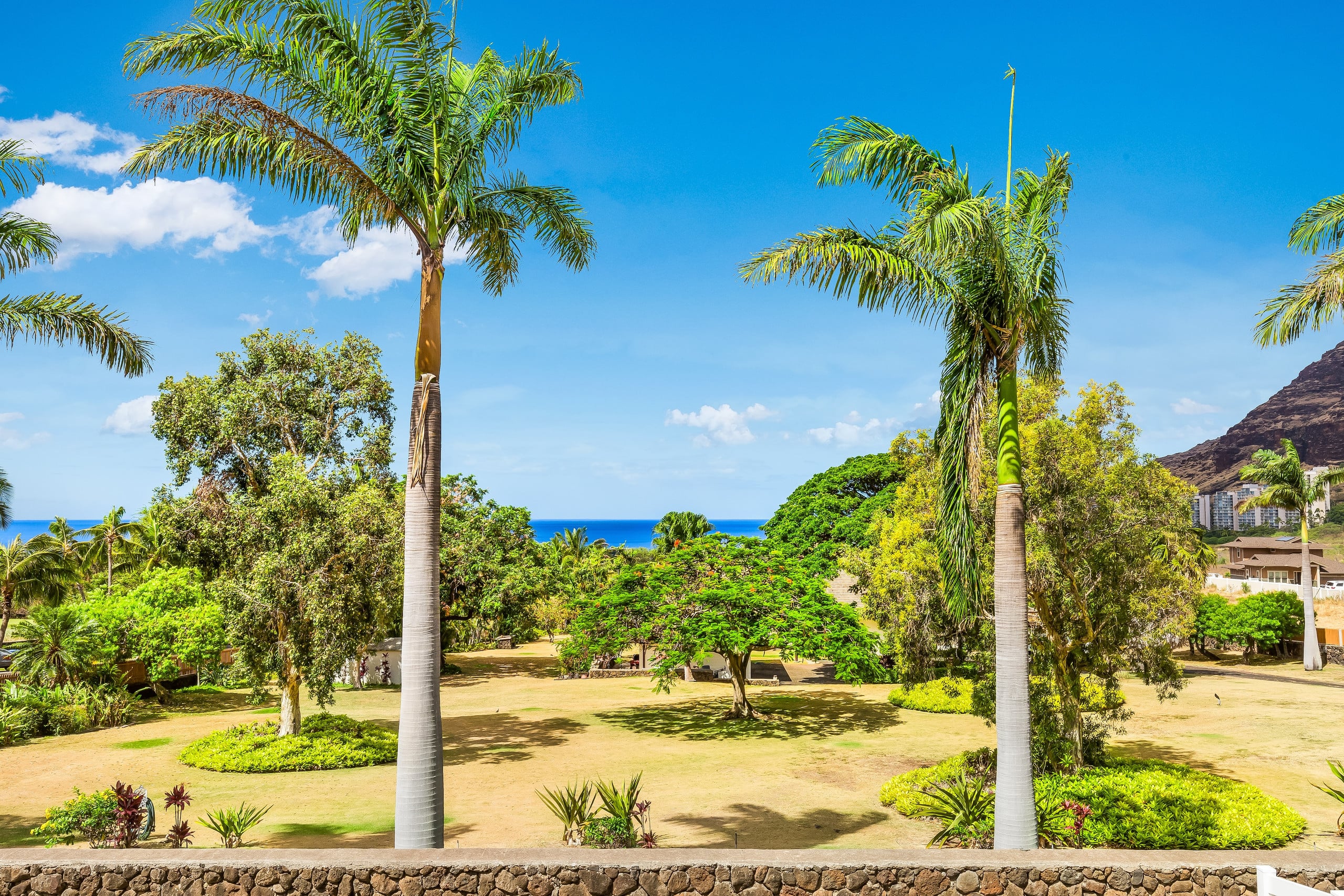 Home in Waianae · ★4.98 · 4 bedrooms · 6 beds · 3.5 shared baths - Image 39
