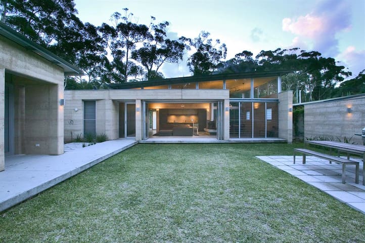 Lot 3 gallery image 3