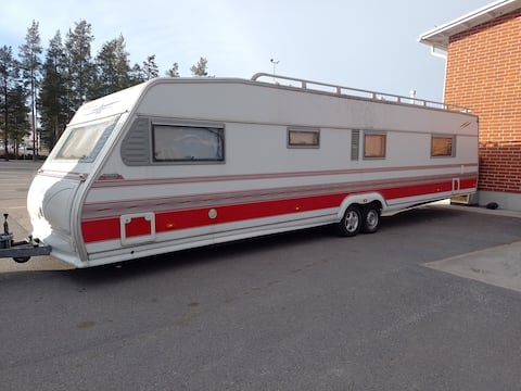 Large caravan near Kalajoki