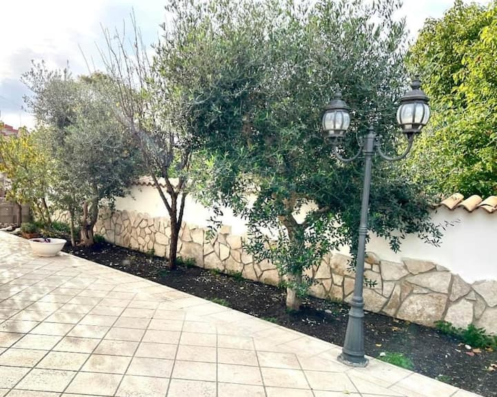 Villa Sabina,
Villa Poco Distante Dal Mare - Taranto