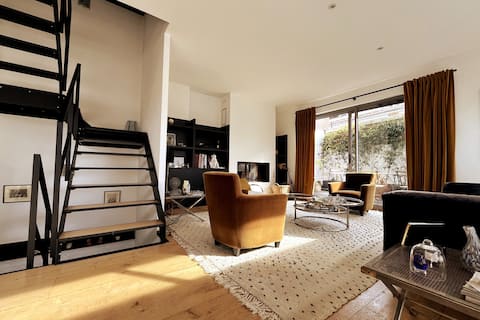 Popular Airbnb listing: Loft-house, 2 steps from Old Lille in La Madeleine