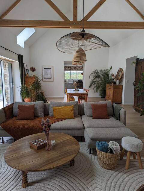 Renovated Longère in the countryside