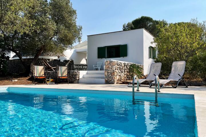 Trullo IL GECO with private hilltop pool