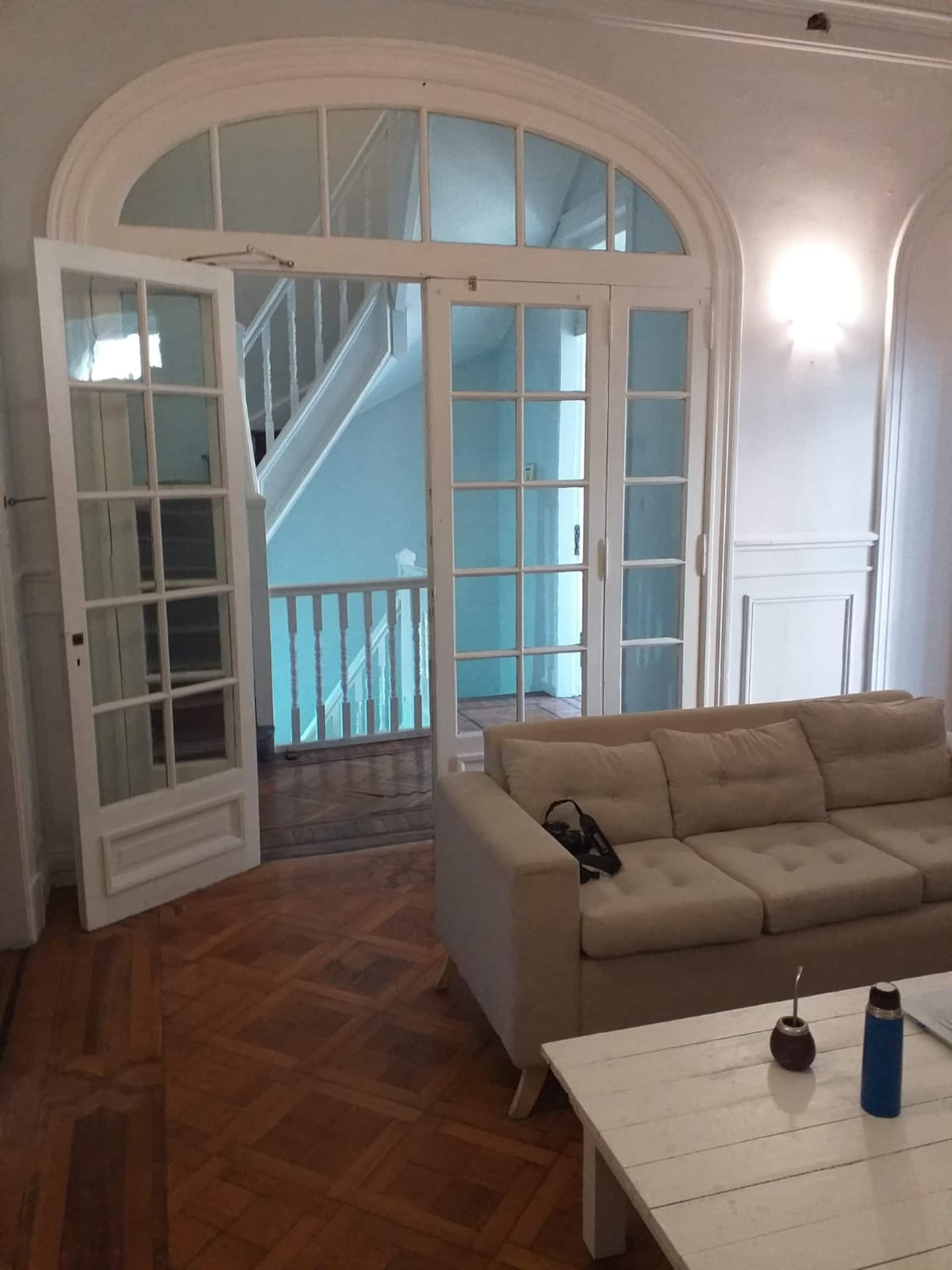 Комната в доме в Palermo