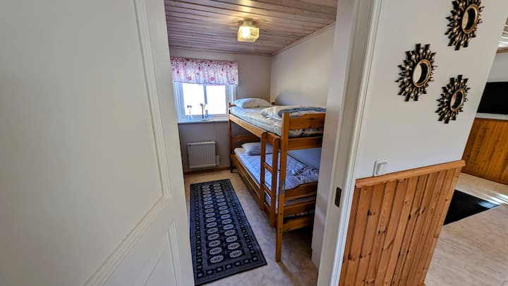 За да се прикаже сѐ, фотографијата е направена од широк агол.