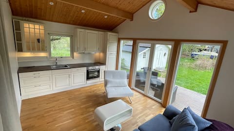 Top Airbnb: Modern guest house, 2 bedrooms, sofa bed and AC in Stockholms