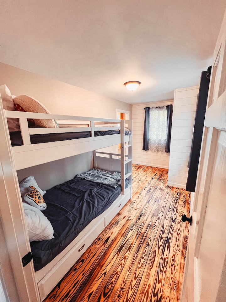 საძინებელი 1