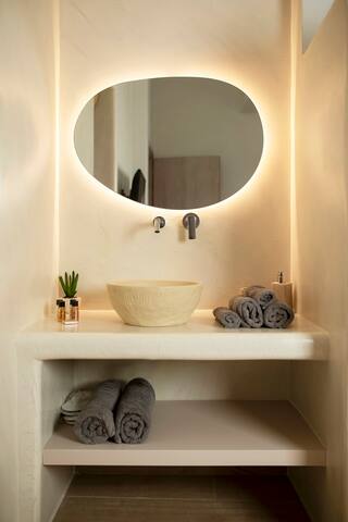 Asyrtiko Villa with private pool gallery image 3