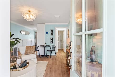 Top performing Airbnb: Seven Palms Beach Retreat @ Jax Beach in Jacksonville