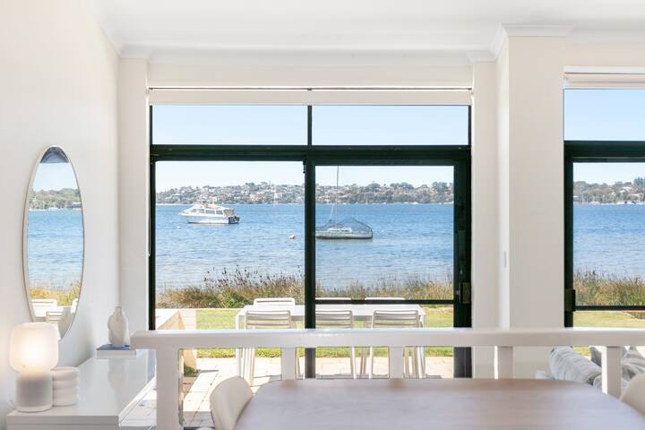 The Grecian Retreat River View gallery image 5