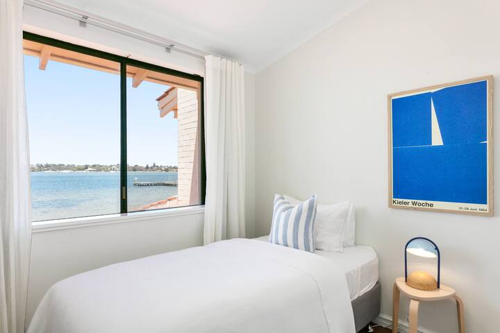 The Grecian Retreat River View gallery image 3