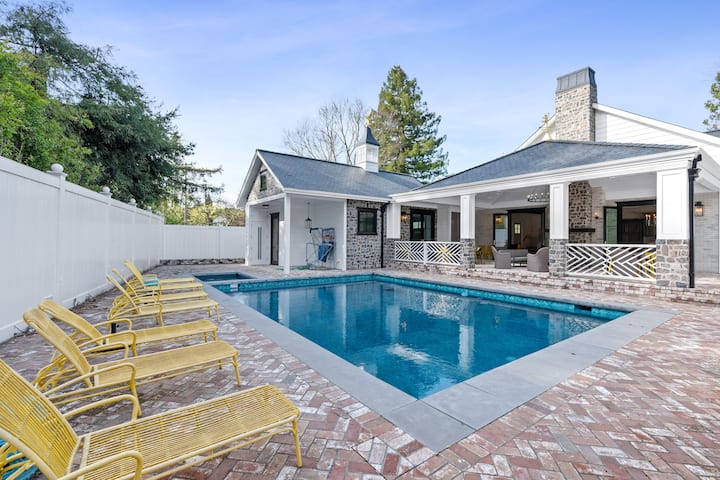 Luxury 5-bed/6 Ba, Home With Pool, Yountville - Yountville, CA