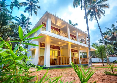 4 Bedroom Beach Homestay Villa in Varkala