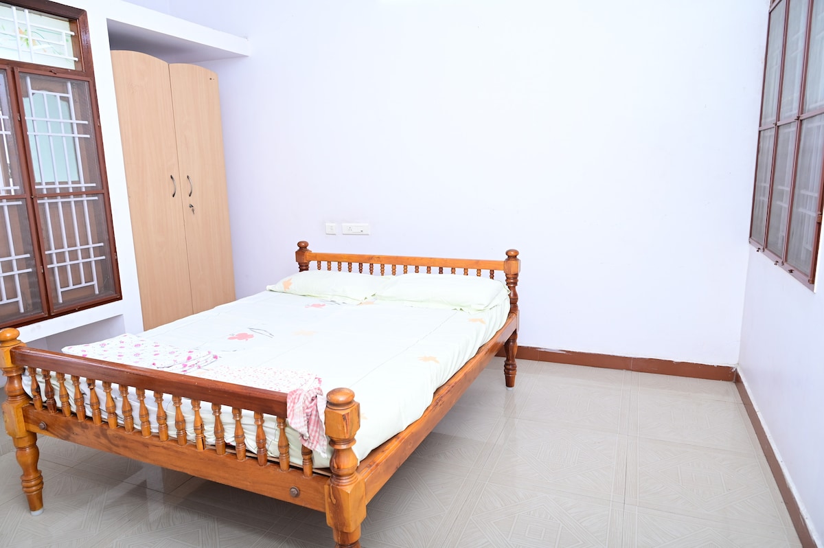 საძინებელი 2