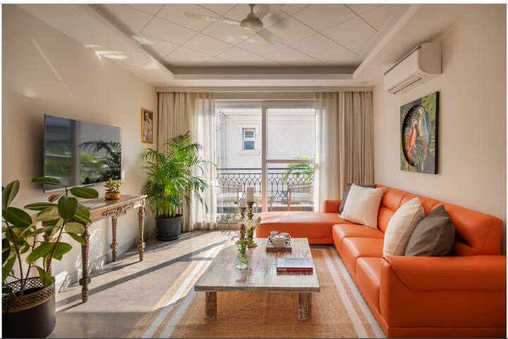Living room image 10