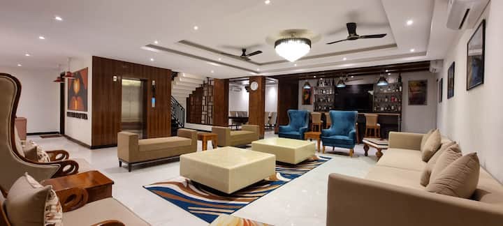 Living room image 4