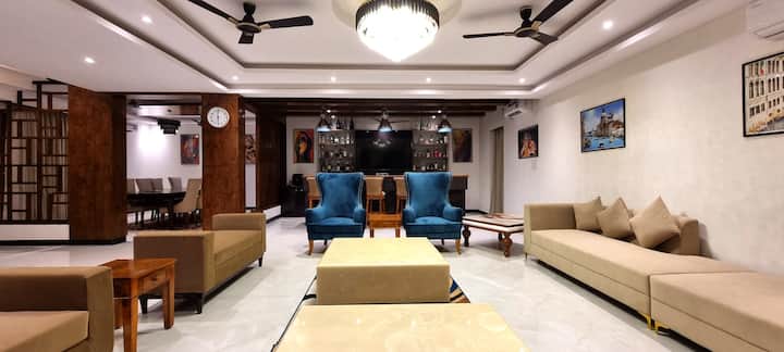 Living room image 3